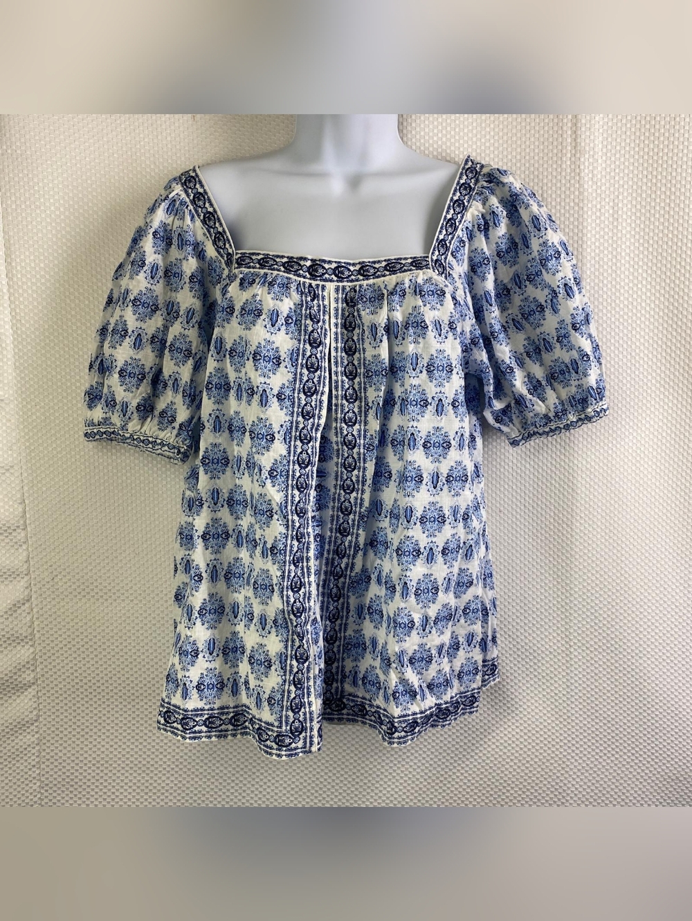 Max Studio Blue and White Square Neck Puff Sleeve Blouse Size M